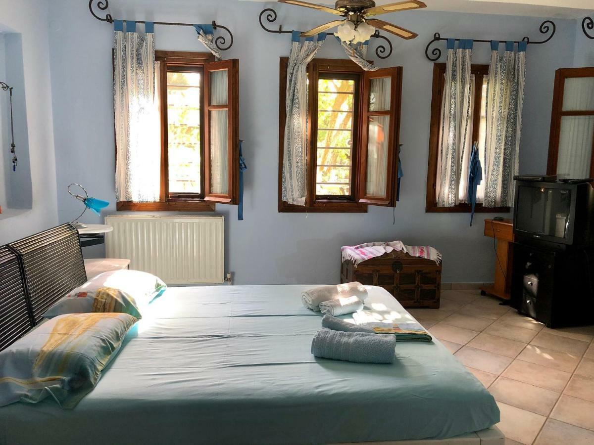 Villa Maira Afytos Exterior photo
